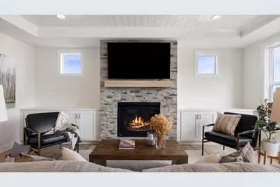 2041 Lusitano Street S, Shakopee, MN 55379 - Photo 8