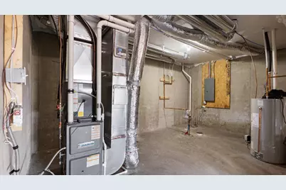 2041 Lusitano Street S, Shakopee, MN 55379 - Photo 58