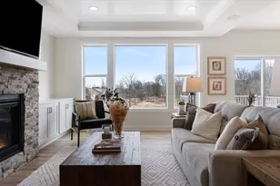 2041 Lusitano Street S, Shakopee, MN 55379 - Photo 10