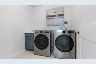 2041 Lusitano Street S, Shakopee, MN 55379 - Photo 40