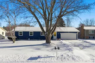 6424 Zealand Ave N, Brooklyn Park, MN 55428 - Photo 1