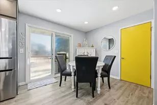 6424 Zealand Ave N, Brooklyn Park, MN 55428 - Photo 8