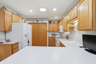 416 Raymond St, Somerset, WI 54025 - Photo 6