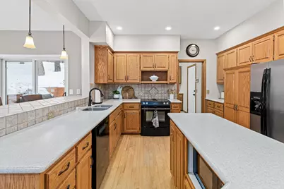 3970 Evergreen Place, Shoreview, MN 55126 - Photo 14