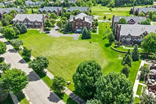10814 Falling Water Ln, Woodbury, MN 55129 - Photo 102