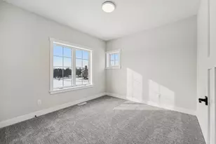 10814 Falling Water Ln, Woodbury, MN 55129 - Photo 28
