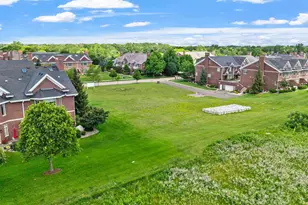10814 Falling Water Ln, Woodbury, MN 55129 - Photo 82