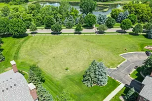 10814 Falling Water Ln, Woodbury, MN 55129 - Photo 96