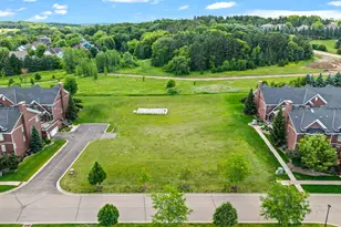 10814 Falling Water Ln, Woodbury, MN 55129 - Photo 76