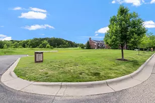 10814 Falling Water Ln, Woodbury, MN 55129 - Photo 70