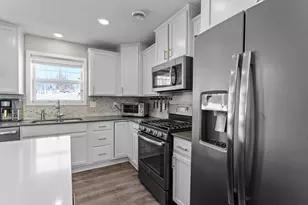 5848 Moonlight Way NE, Prior Lake, MN 55372 - Photo 8