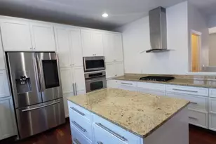 25200 Yellowstone Trail, Excelsior, MN 55331 - Photo 4