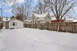 818 E 36th St, Minneapolis, MN 55407 - Photo 10