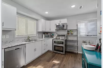 884 Westminster Street, Saint Paul, MN 55130 - Photo 10