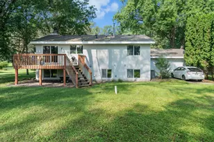 235 Quehl Ave N, Lakeland, MN 55043 - Photo 2