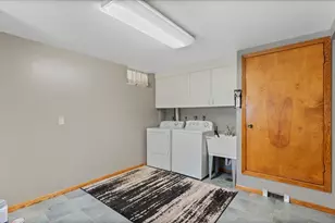 900 13th Ave SW, Willmar, MN 56201 - Photo 32