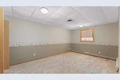 900 13th Avenue SW, Willmar, MN 56201 - Photo 32