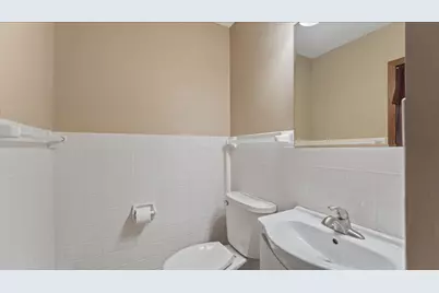 900 13th Avenue SW, Willmar, MN 56201 - Photo 34