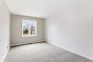 144 Avignon Ct, Woodbury, MN 55125 - Photo 16