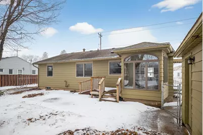 304 16th Avenue NE, Austin, MN 55912 - Photo 32