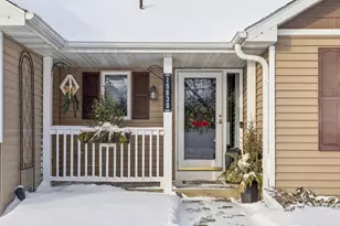 15639 Crocus Ave W, Rosemount, MN 55068 - Photo 4