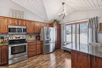 15639 Crocus Avenue W, Rosemount, MN 55068 - Photo 8