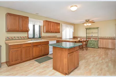 7612 Plum Avenue, Brownton, MN 55312 - Photo 10