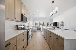 4736 Hampton Loop S, Moorhead, MN 56560 - Photo 8