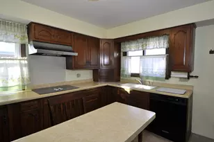 1601 4th St NE, Rochester, MN 55906 - Photo 4