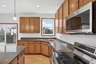 17047 Stonebriar Cir SW, Prior Lake, MN 55372 - Photo 4