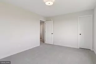 10115 Blackmoor Rd, Woodbury, MN 55129 - Photo 14