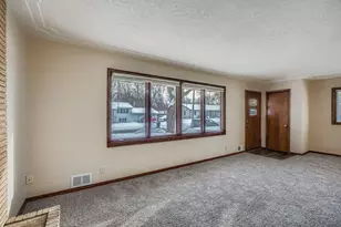 4035 Louisiana Ave N, New Hope, MN 55427 - Photo 6