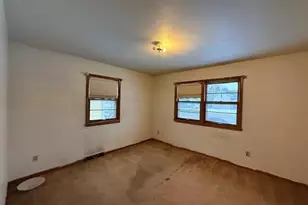 415 Main Street E, Eitzen, MN 55931 - Photo 6