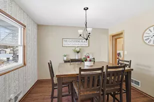 2447 Minnehaha Ave E, Maplewood, MN 55119 - Photo 6