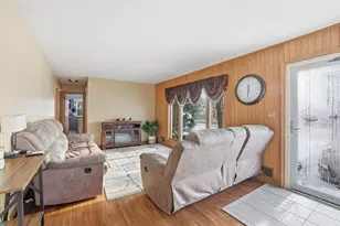 2447 Minnehaha Ave E, Maplewood, MN 55119 - Photo 12