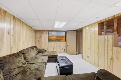 2447 Minnehaha Avenue E, Maplewood, MN 55119 - Photo 14