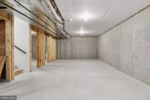 10157 Blackmoor Rd, Woodbury, MN 55129 - Photo 32