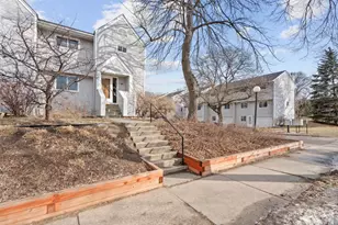 130 W 43rd St, Minneapolis, MN 55409 - Photo 1
