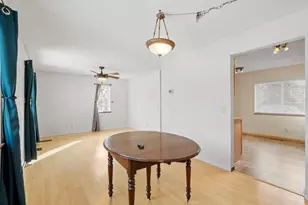 130 W 43rd St, Minneapolis, MN 55409 - Photo 8