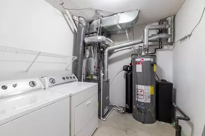 900 Fairfield Way, Hopkins, MN 55305 - Photo 22