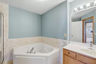 900 Fairfield Way, Hopkins, MN 55305 - Photo 18