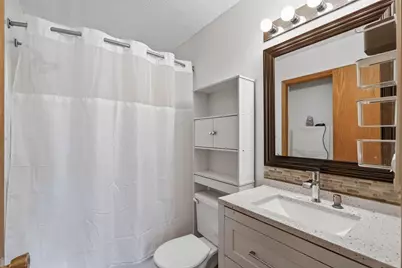 374 Rose Avenue E, Saint Paul, MN 55130 - Photo 20