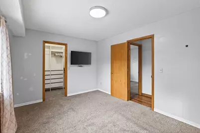 374 Rose Avenue E, Saint Paul, MN 55130 - Photo 18