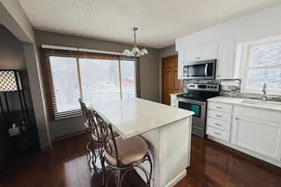 2884 Knollwood Dr SE, Rochester, MN 55904 - Photo 6