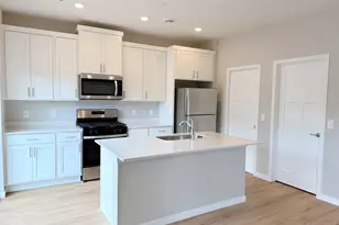 7075 139th Pl NW, Ramsey, MN 55303 - Photo 2