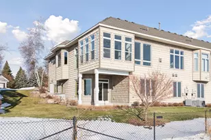 10046 Indigo Dr, Eden Prairie, MN 55347 - Photo 2