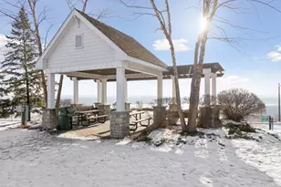 10046 Indigo Dr, Eden Prairie, MN 55347 - Photo 32