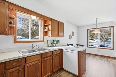 1210 Ravenswood Court, Shoreview, MN 55126 - Photo 20