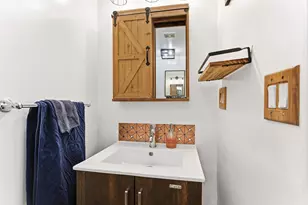 680 Otsego St, Saint Paul, MN 55130 - Photo 14