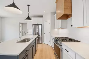 6135 Harkness Ln S, Cottage Grove, MN 55016 - Photo 8